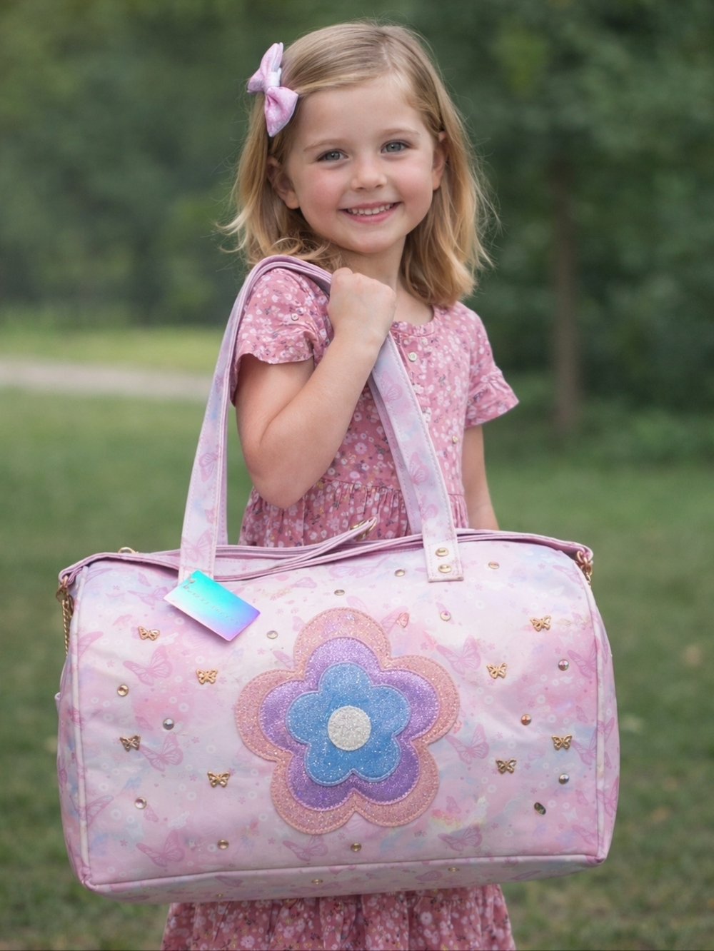 🦋🌸NWT Under One Sky Butterfly Theme Weekend Duffle Bag🌸🦋